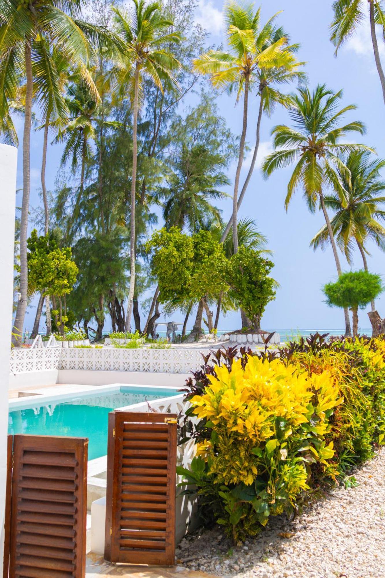 Pili Pili Orient Beach Resort Bwejuu Εξωτερικό φωτογραφία